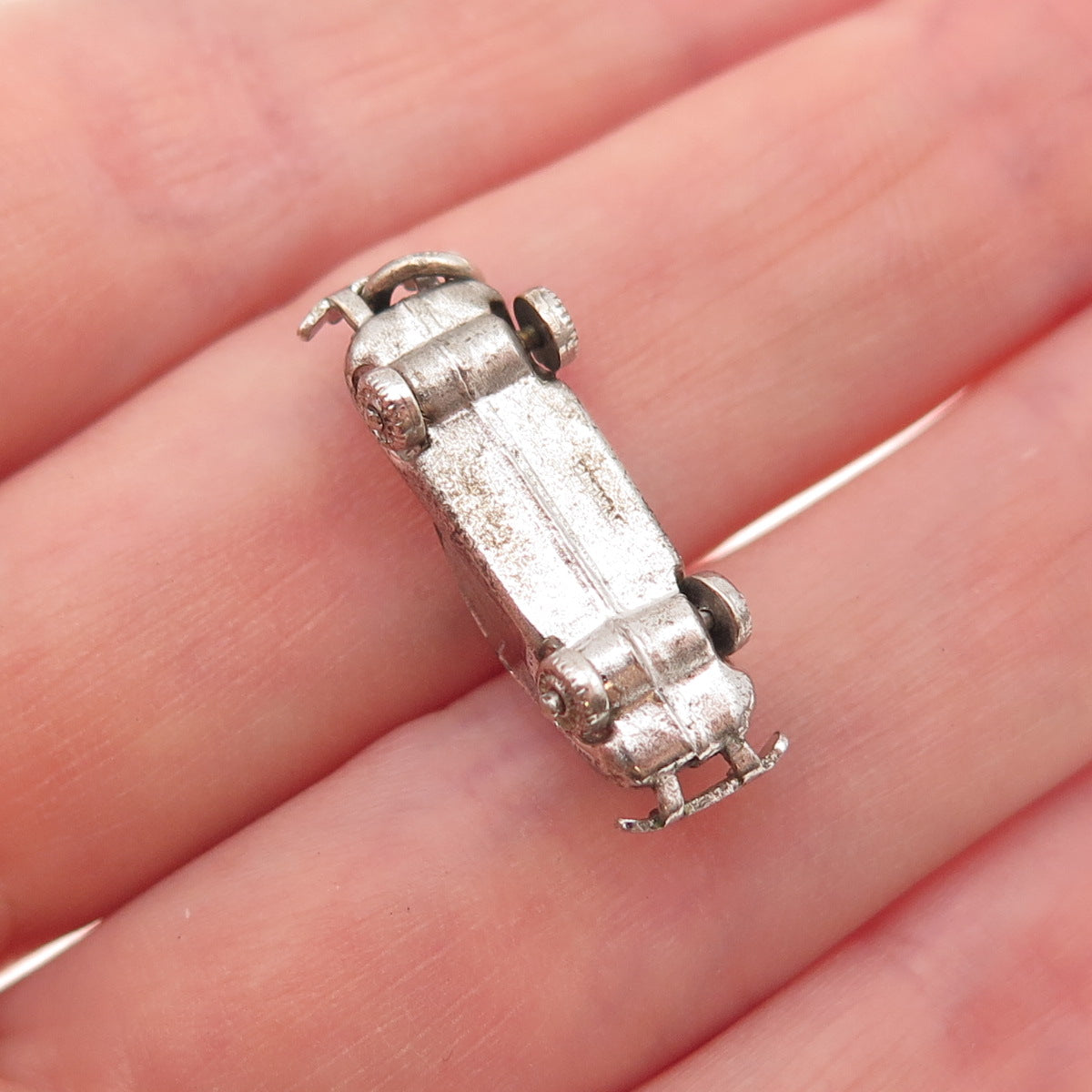 925 Sterling Silver Vintage Retro Car Movable Oxidized 3D Charm Pendant