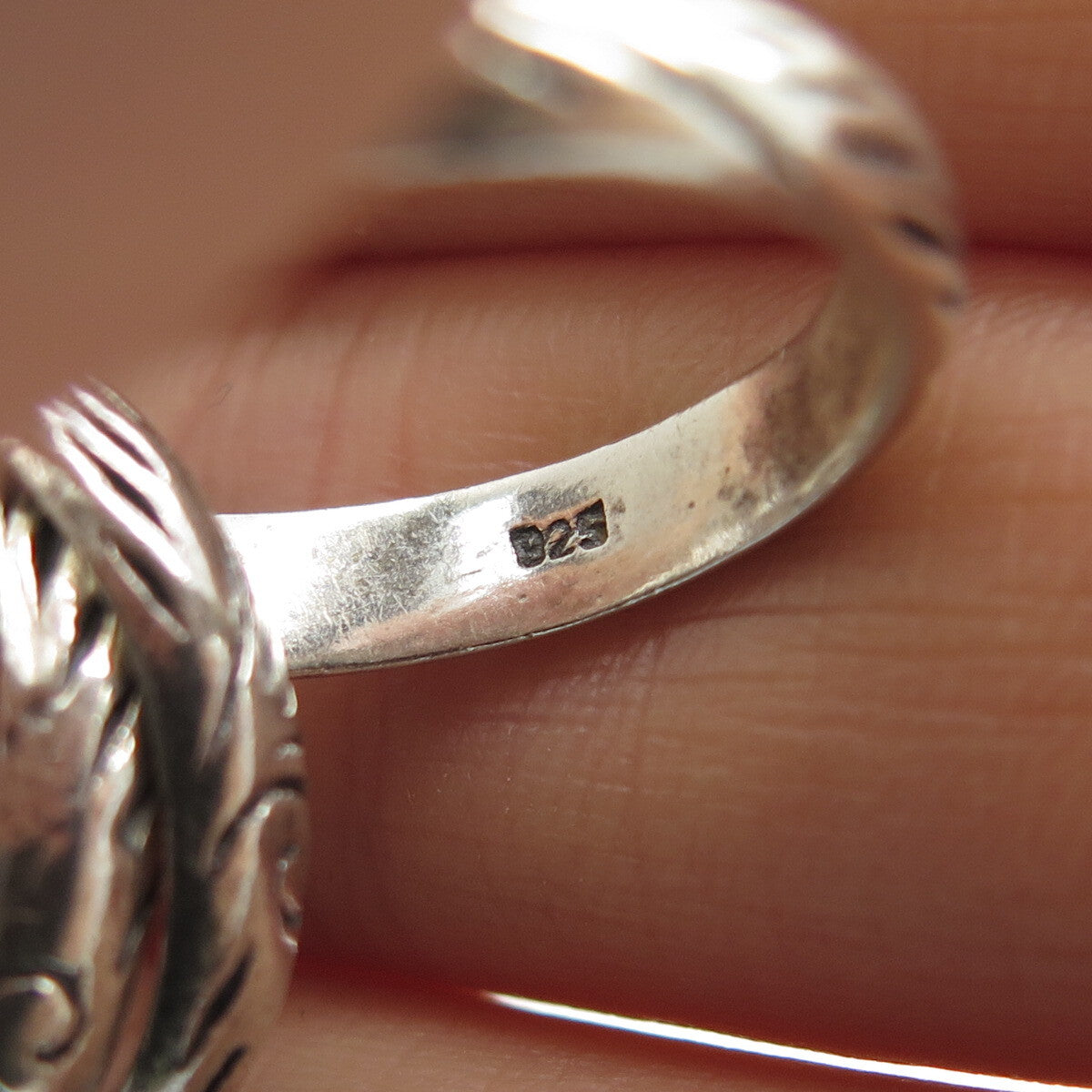 925 Sterling Silver Vintage Engraved Trinity Interlocked Band Ring Size 6