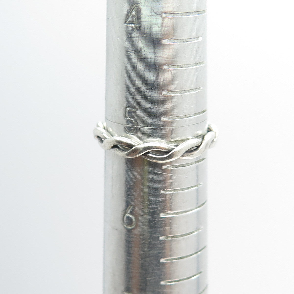 925 Sterling Silver Vintage Wicker / Braided Ring Size 5.5