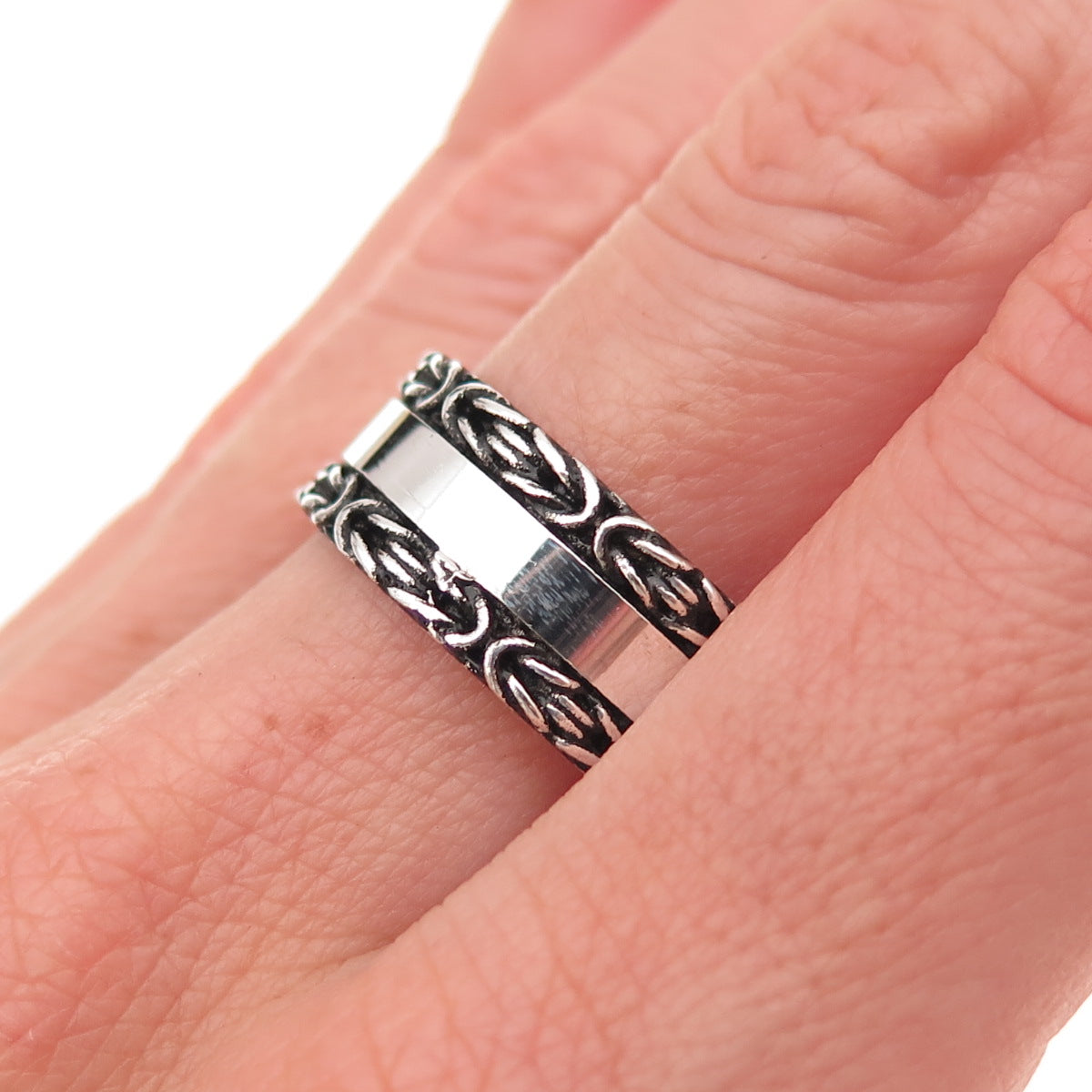 925 Sterling Silver Vintage Byzantine Oxidized Band Ring Size 10.25