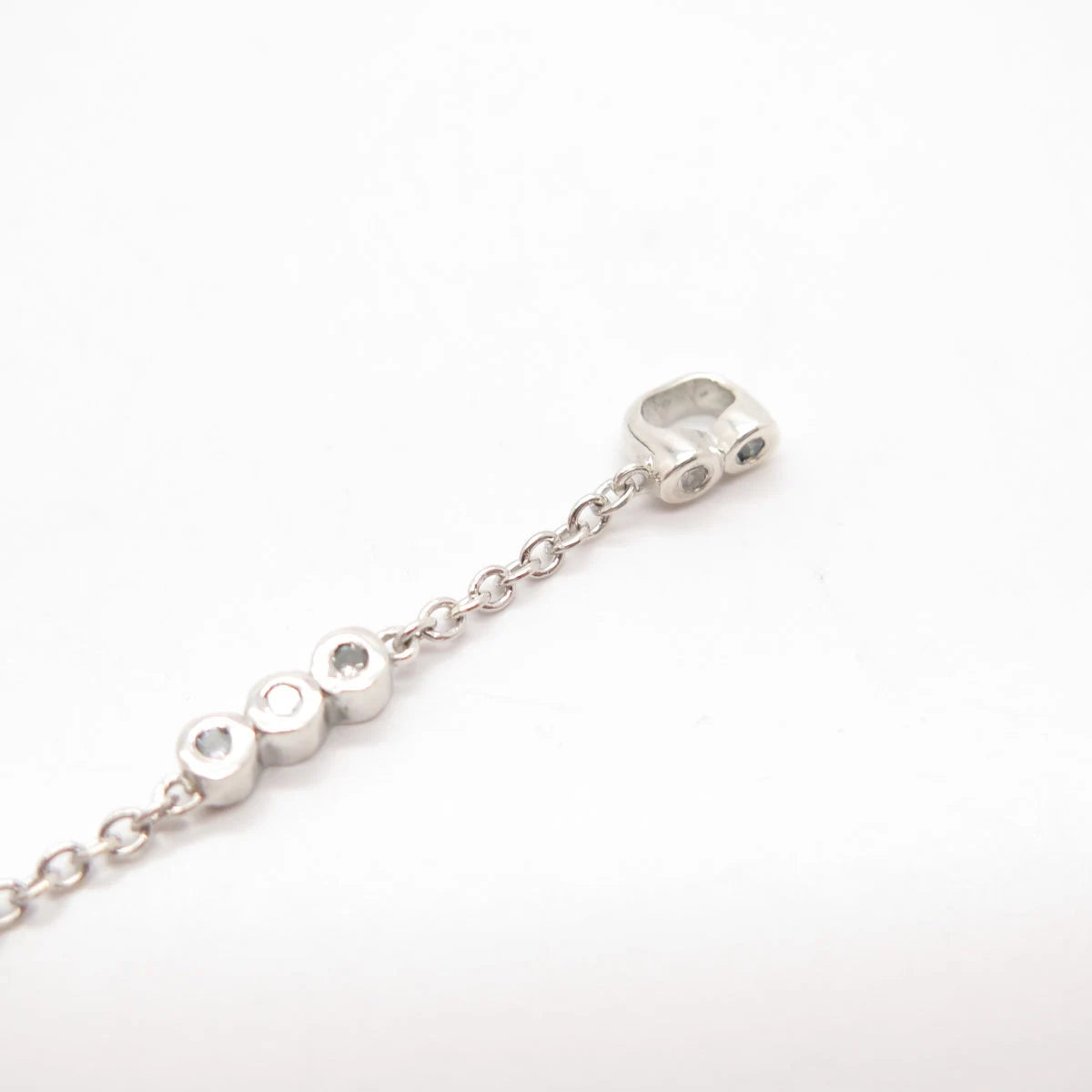 925 Sterling Silver Vintage C Z Teardrop Dangling Pendant