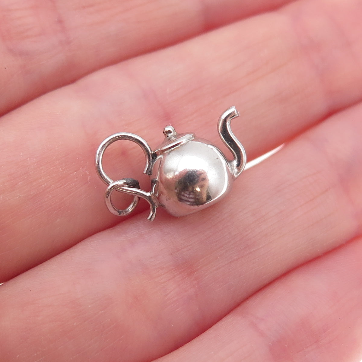 925 Sterling Silver Antique Art Deco Teapot 3D Charm Pendant