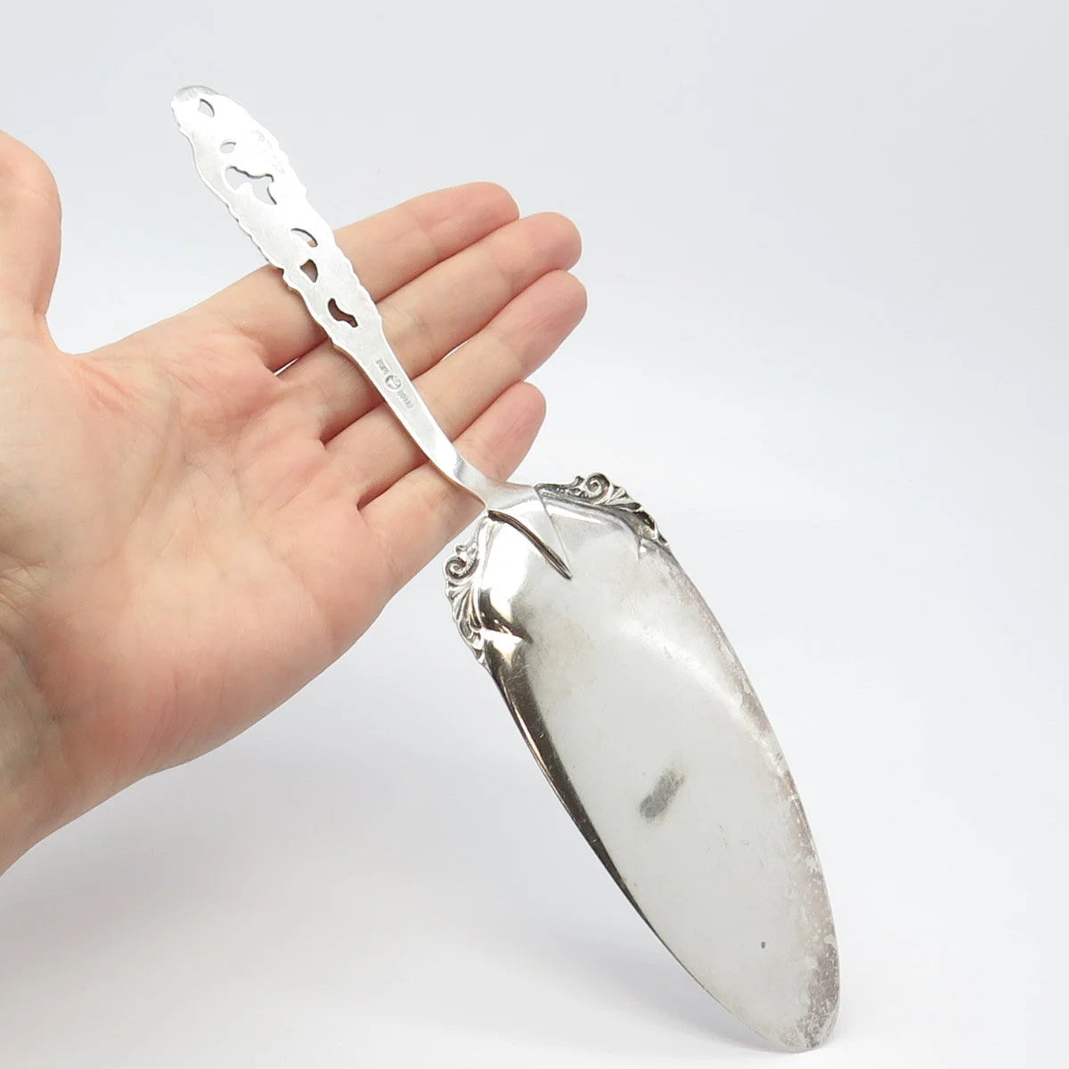 830S Silver Antique NORSK MØNSTER Brodrene Mylius Tele Pie Server