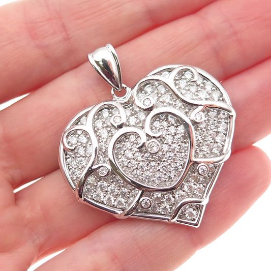 KEY STAR 925 Sterling Silver Round-Cut C Z Sparkle Heart Pendant