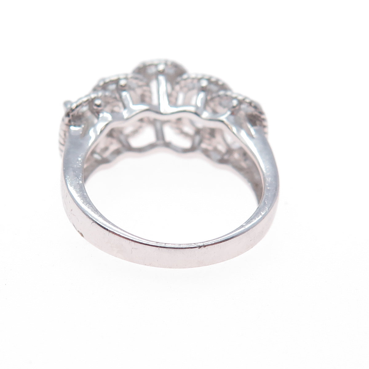 925 Sterling Silver Oval-Cut C Z Ring Size 5.25