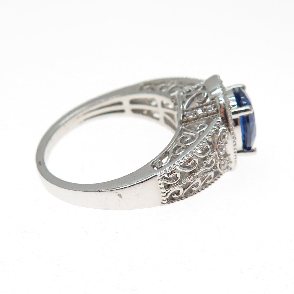 925 Sterling Silver Oval-Cut Blue & Round-Cut White C Z Ring Size 10.25