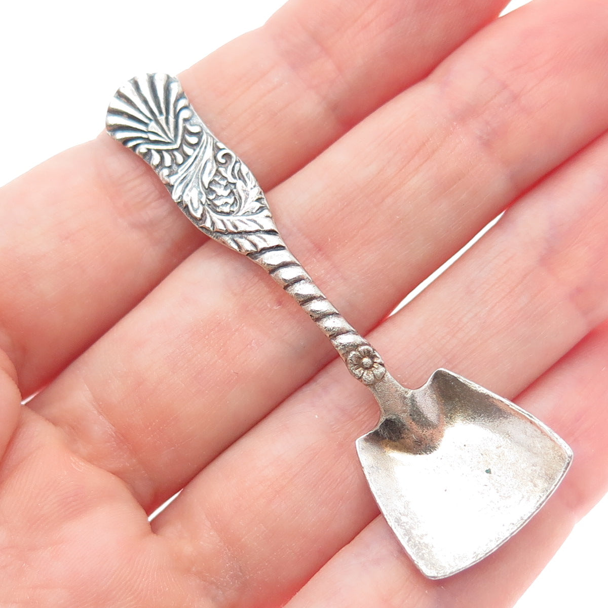 MALTBY STEVENS & CURTISS CO. 925 Sterling Silver Antique Salt & Spices Spoon