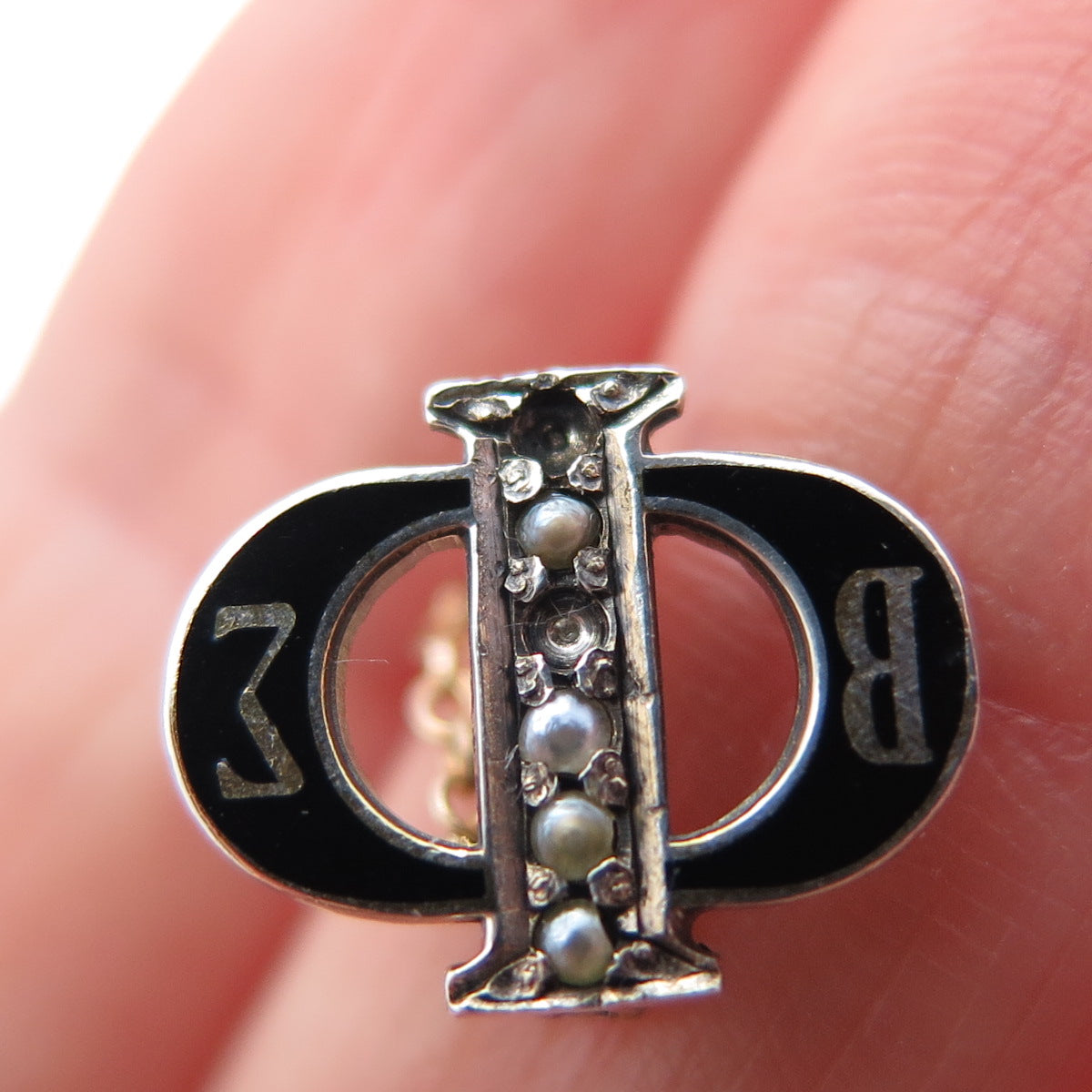 JOSTENS Sterling GP Antique Pearl Beta Sigma Phi Sorority Pin (missing 2 pearls)