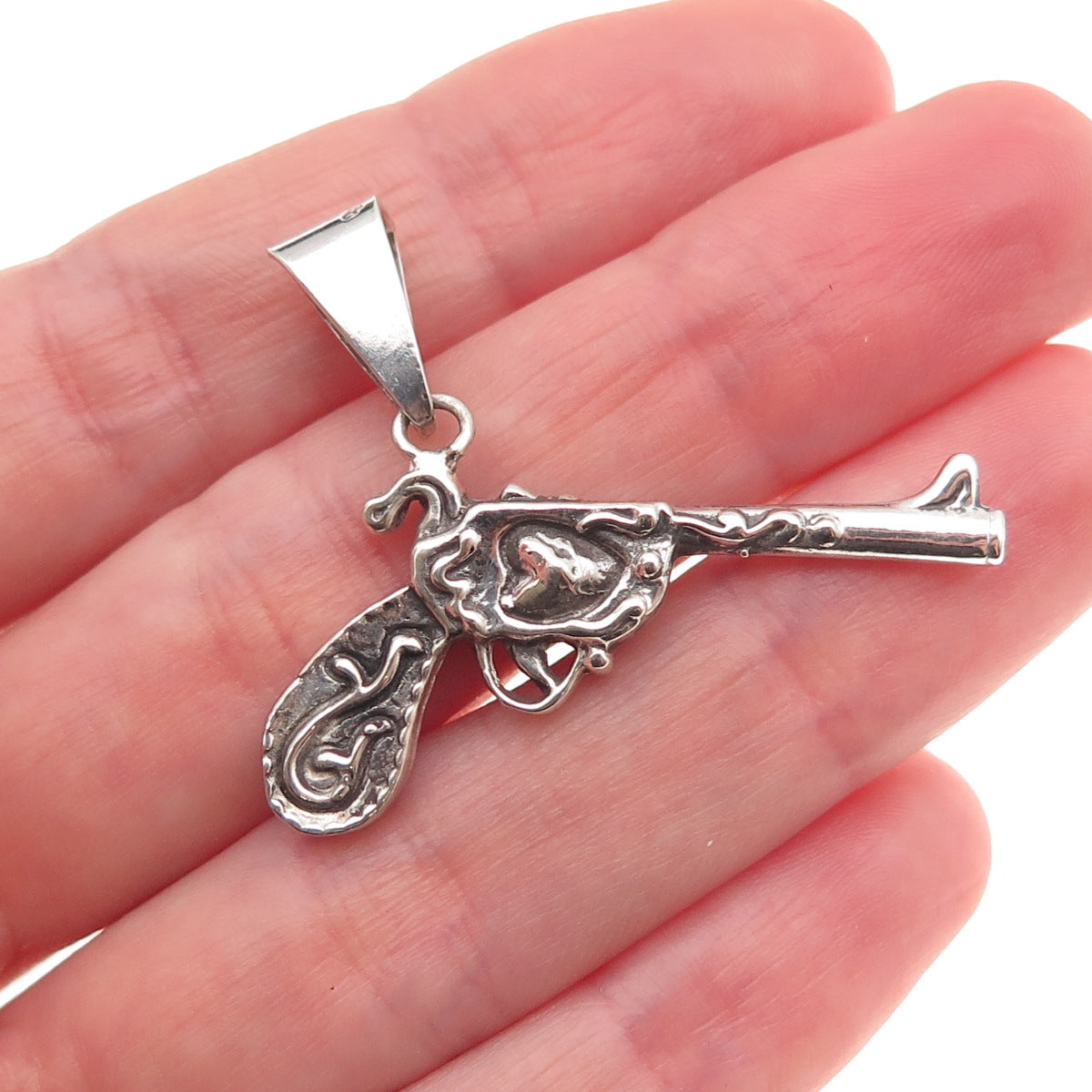925 Sterling Silver Vintage Revolver Oxidized Charm Pendant