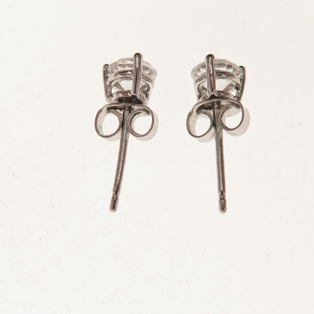 925 Sterling Silver Round-Cut C Z Stud Earrings