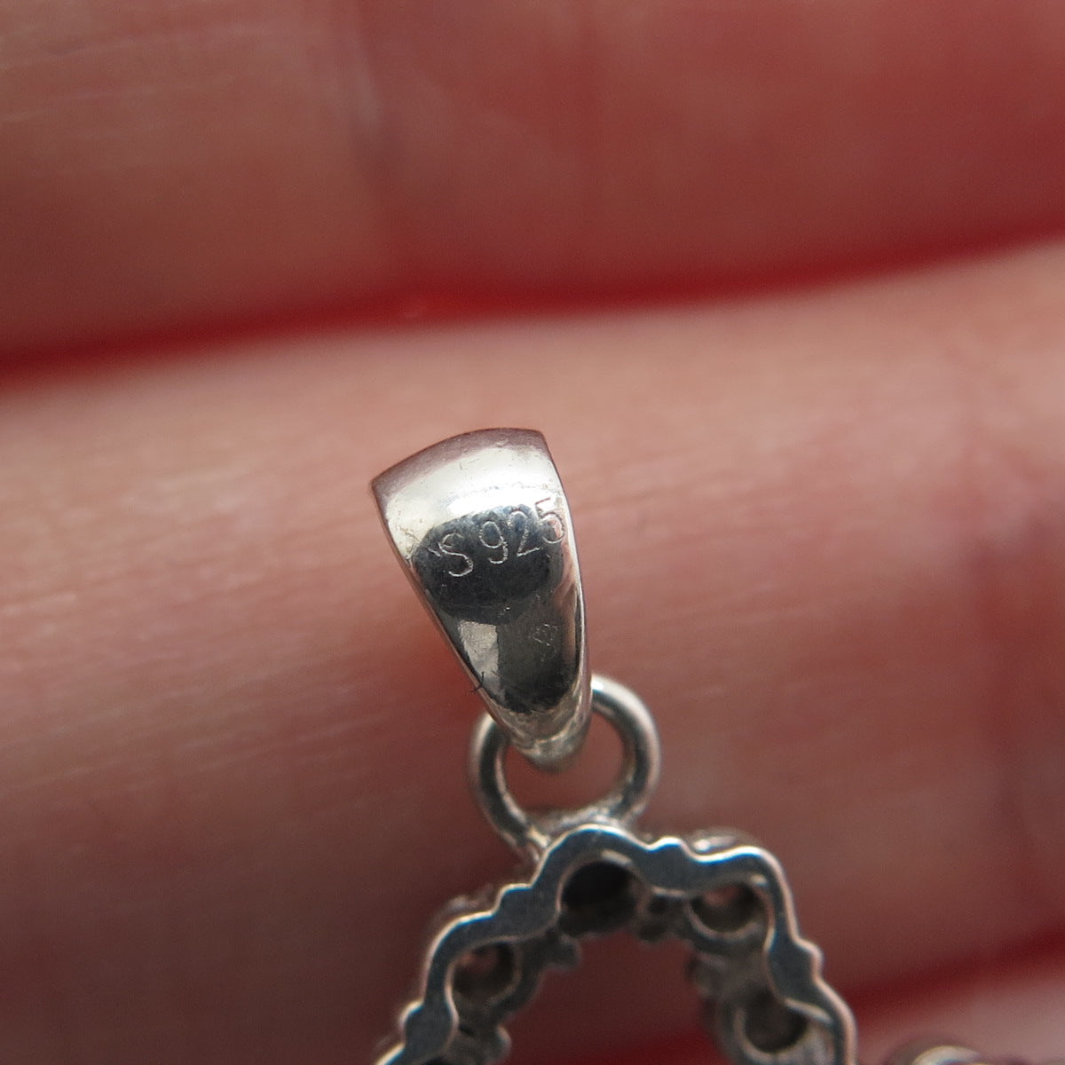 925 Sterling Silver Real Round-Cut Diamond Heart Minimalist Charm Pendant