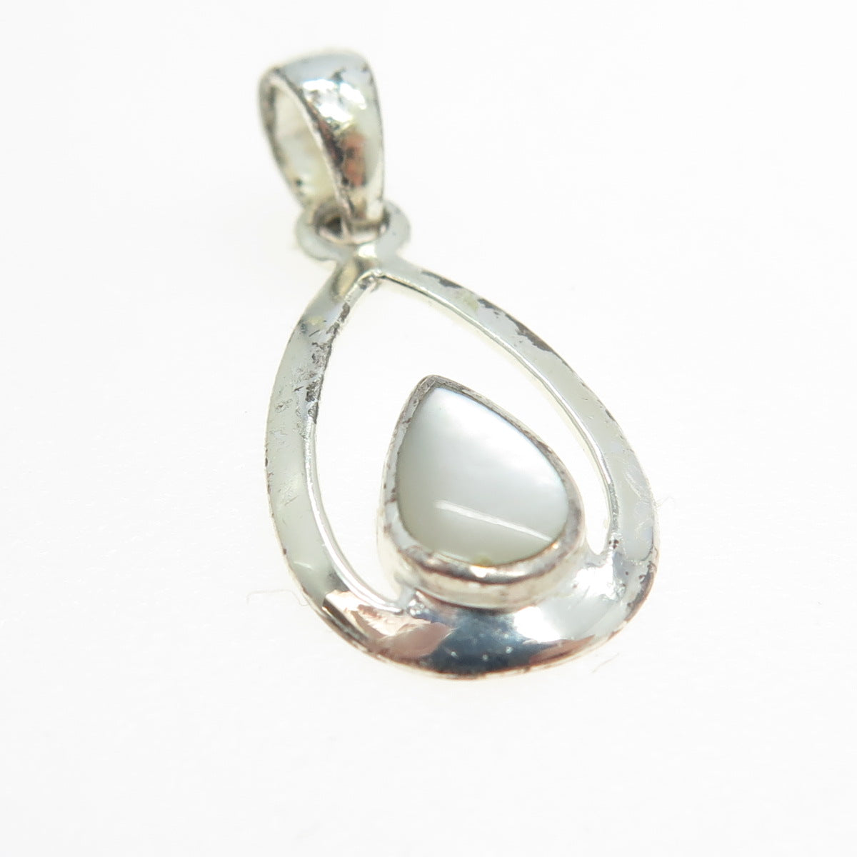 925 Sterling Silver Vintage Real Mother-of-Pearl Teardrop Pendant