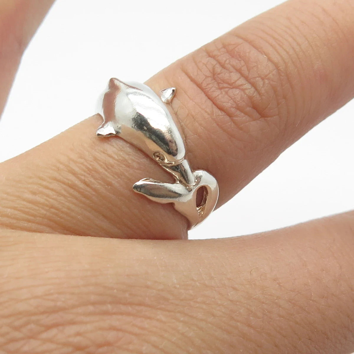925 Sterling Silver Vintage Friendly Dolphin Ring Size 7.25