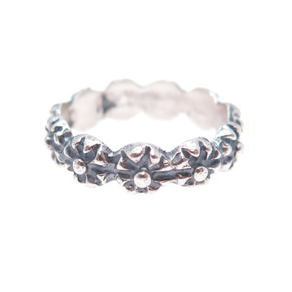 925 Sterling Silver Vintage Flower All Around Oxidized Band Ring Size 6.5
