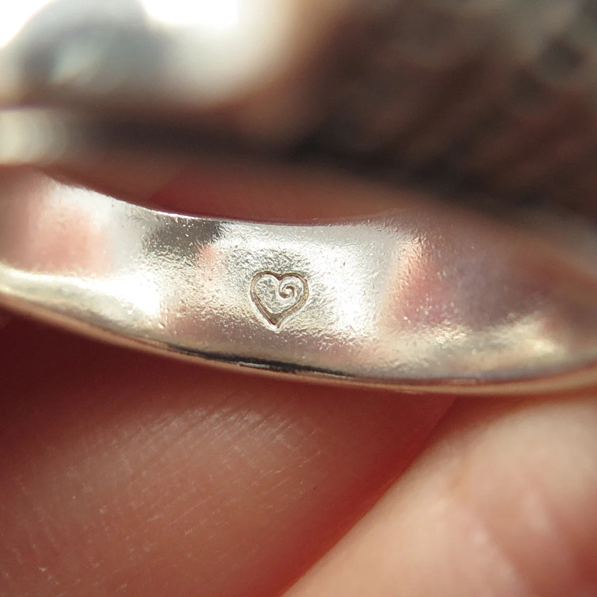 925 Sterling Silver Vintage Brighton Ethnic Domed Ring Size 7.75