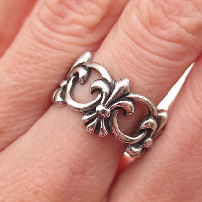Chateau D’Argent Sterling Silver Vintage Fleur de Lis Oxidized Ring Size 7.75