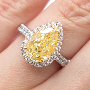 925 Sterling Silver Canary Pear-Cut & White Round-Cut Shaped C Z Ring Size 6.25
