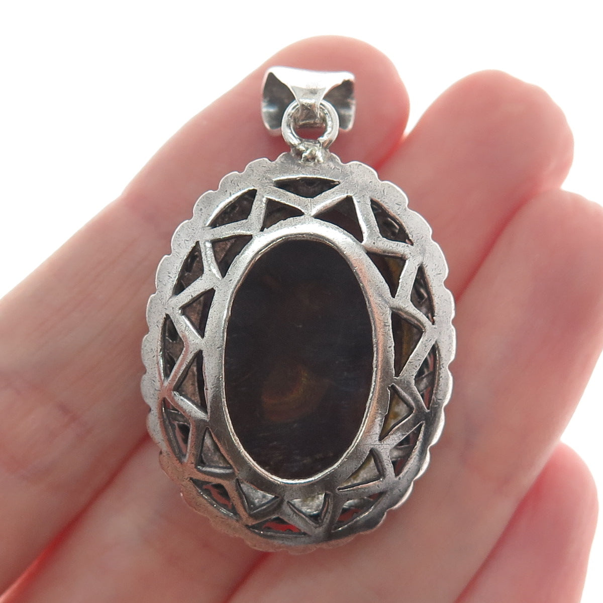 950 Silver Vintage Real Oval-Cut Agate Roped Pendant