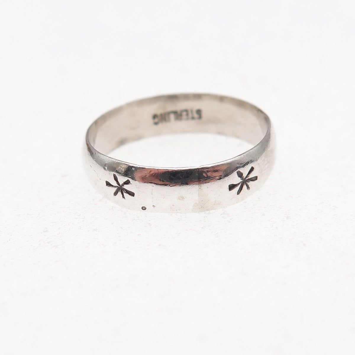 925 Sterling Silver Vintage Star Oxidized Band Ring Size 5.5