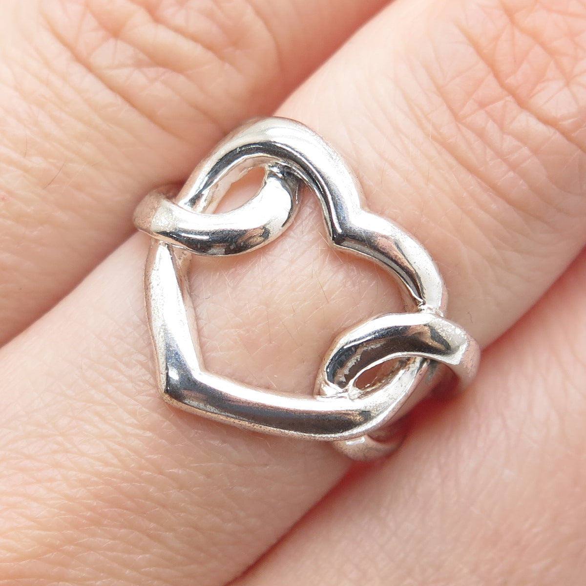 925 Sterling Silver Vintage Heart Love Knot Oxidized Ring Size 7.25