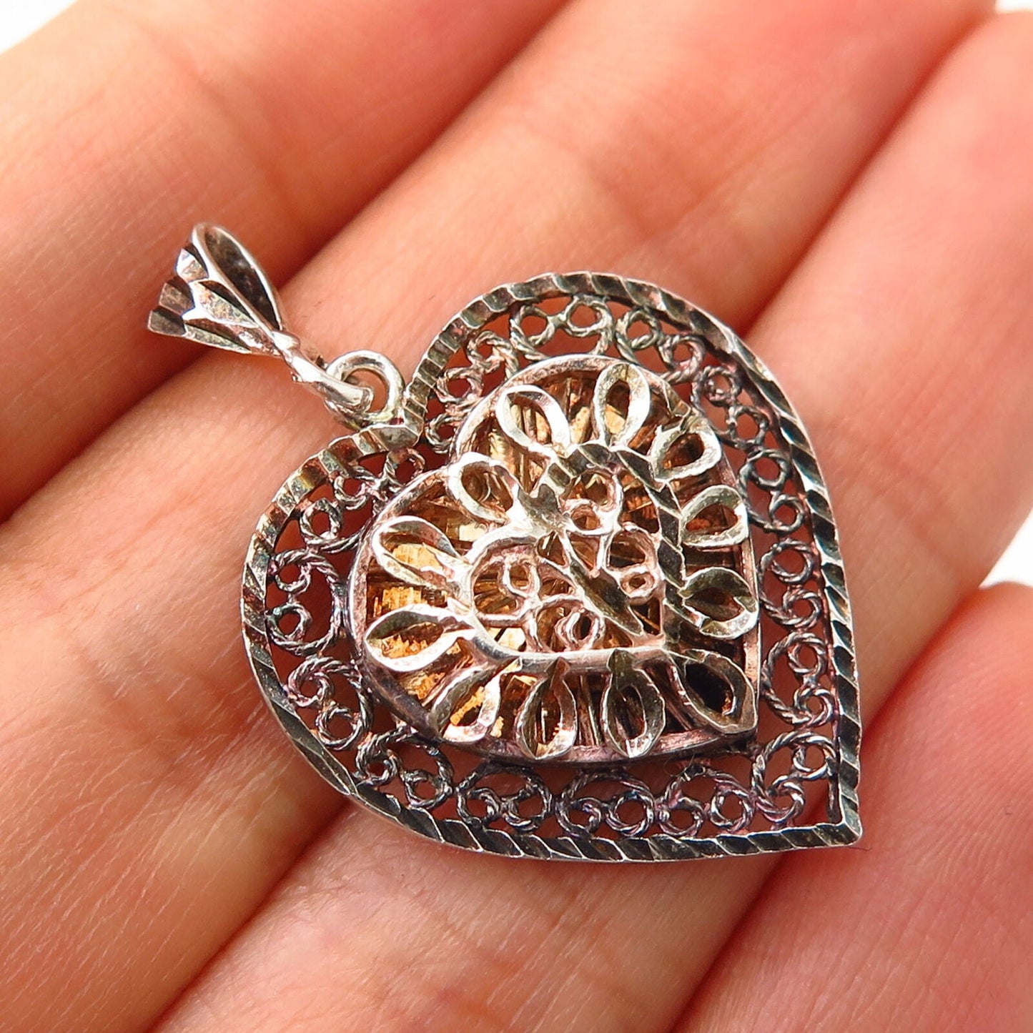 925 Sterling Silver Ornate Design Heart Pendant