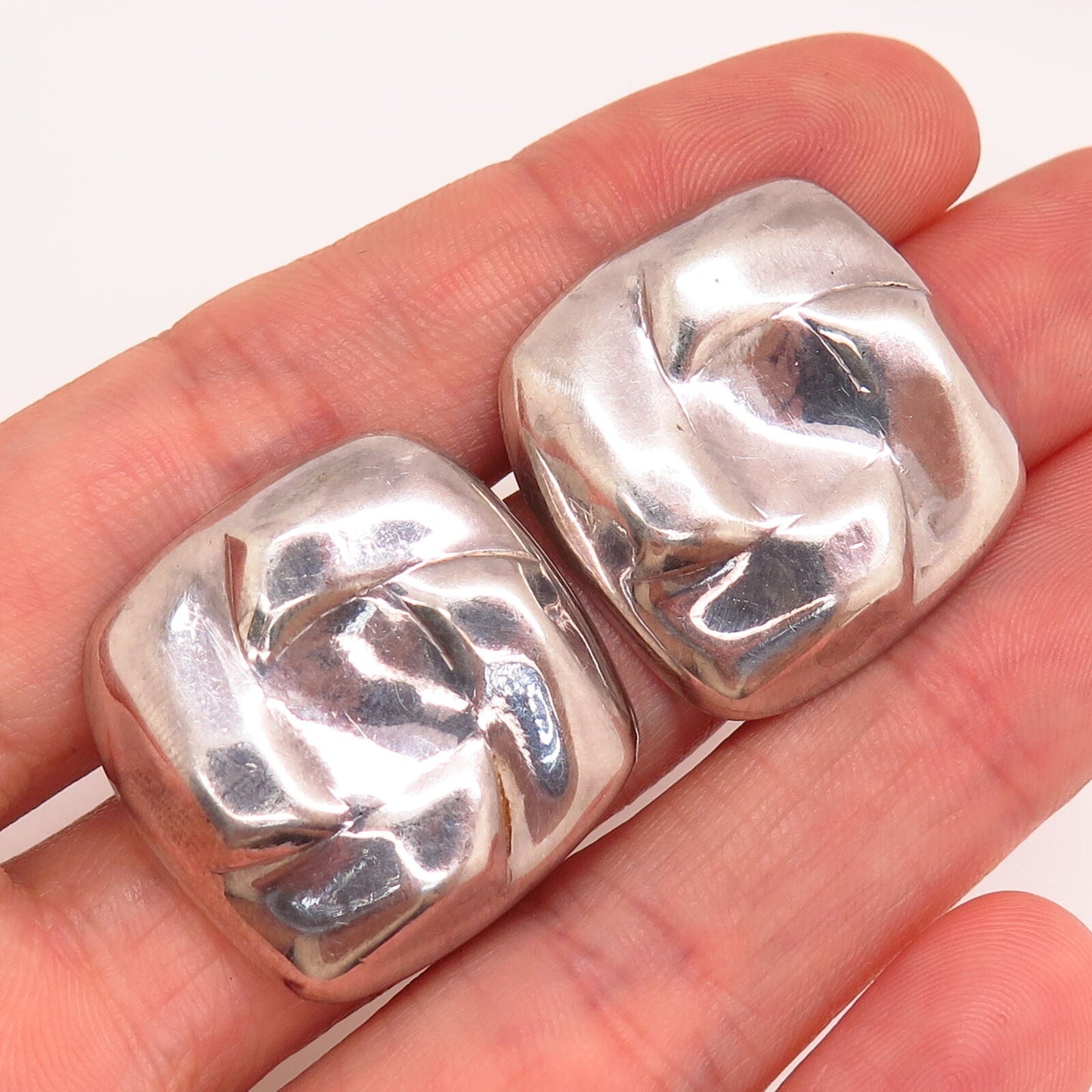 925 Sterling Silver Vintage Hollow Wrinkled Square Design Earrings