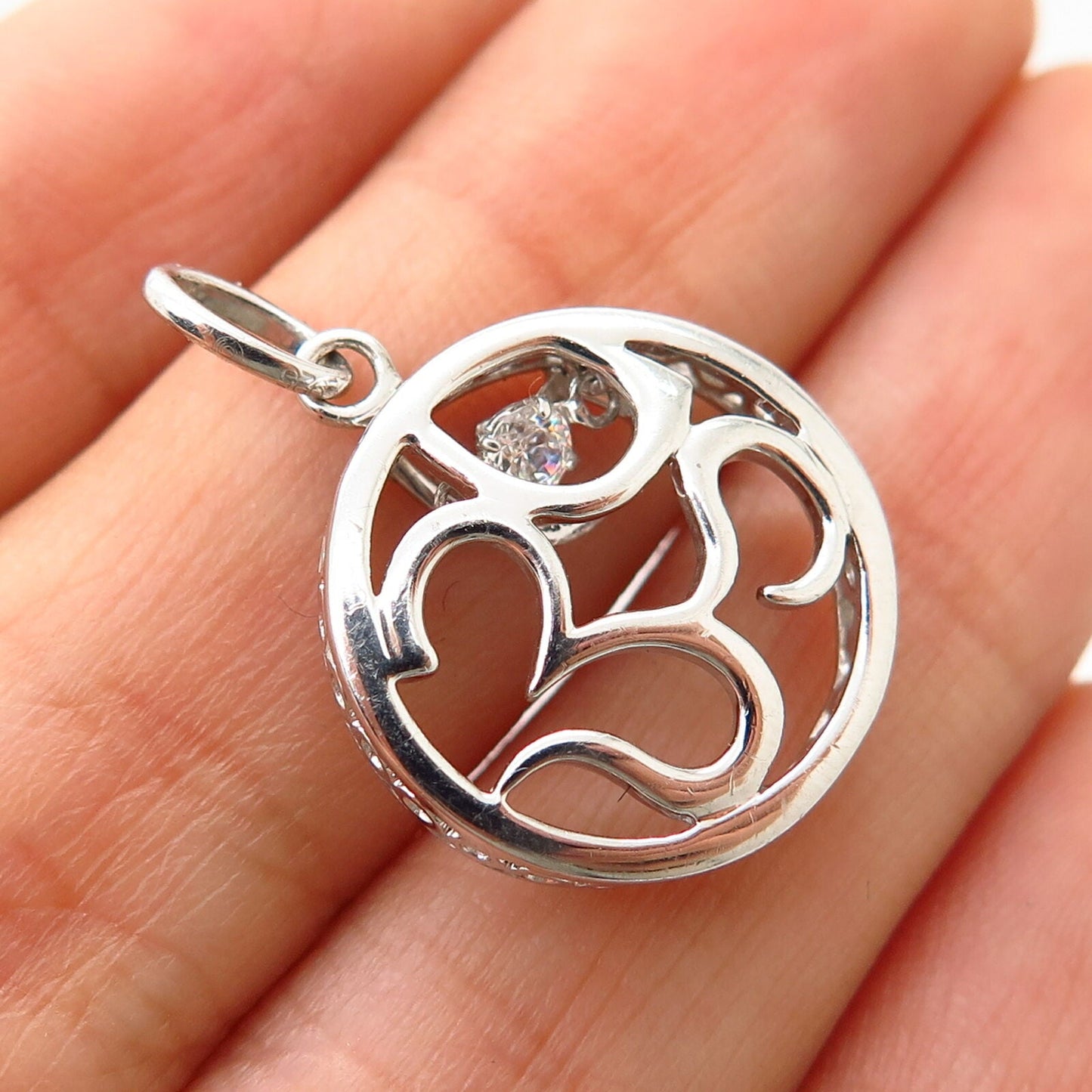 925 Sterling Silver Dancing C Z Ornate Design Round Pendant