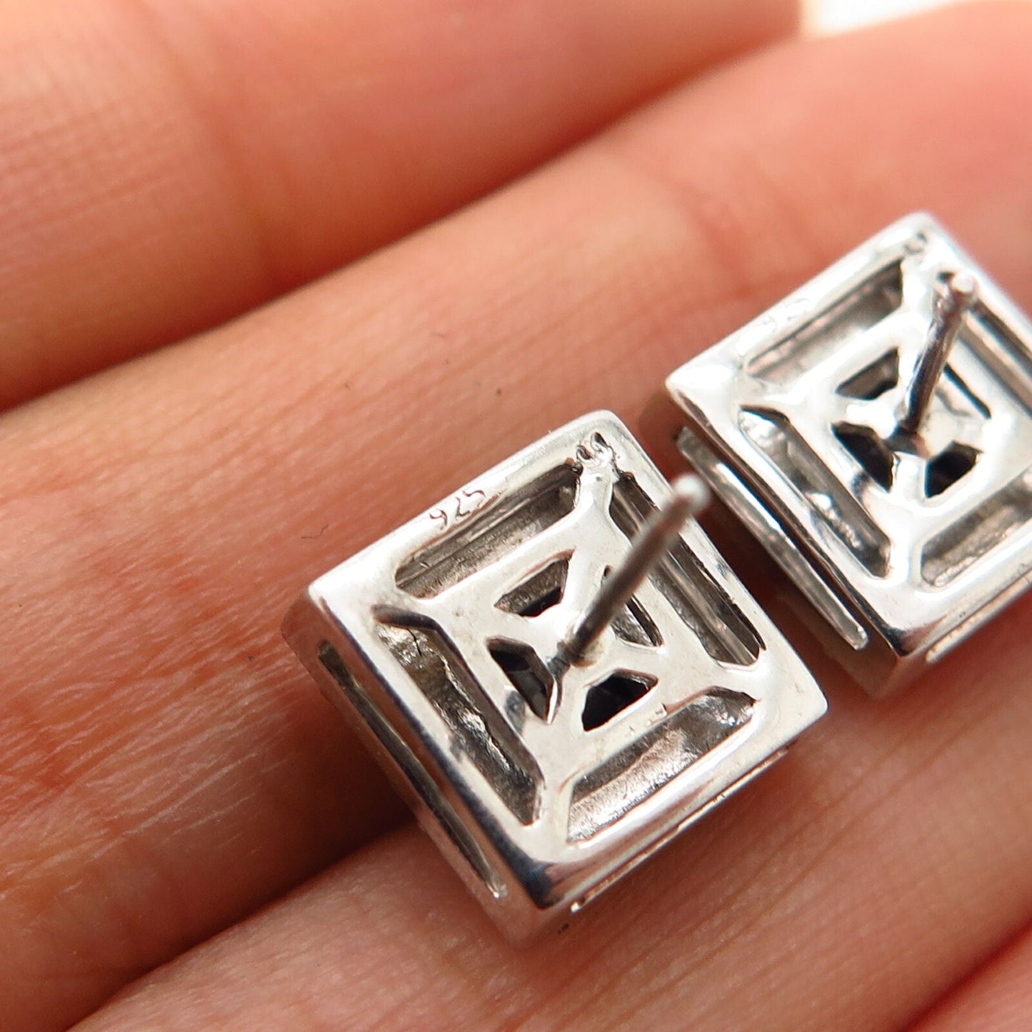 925 Sterling Silver Black C Z Pebble Design Square Stud Earrings