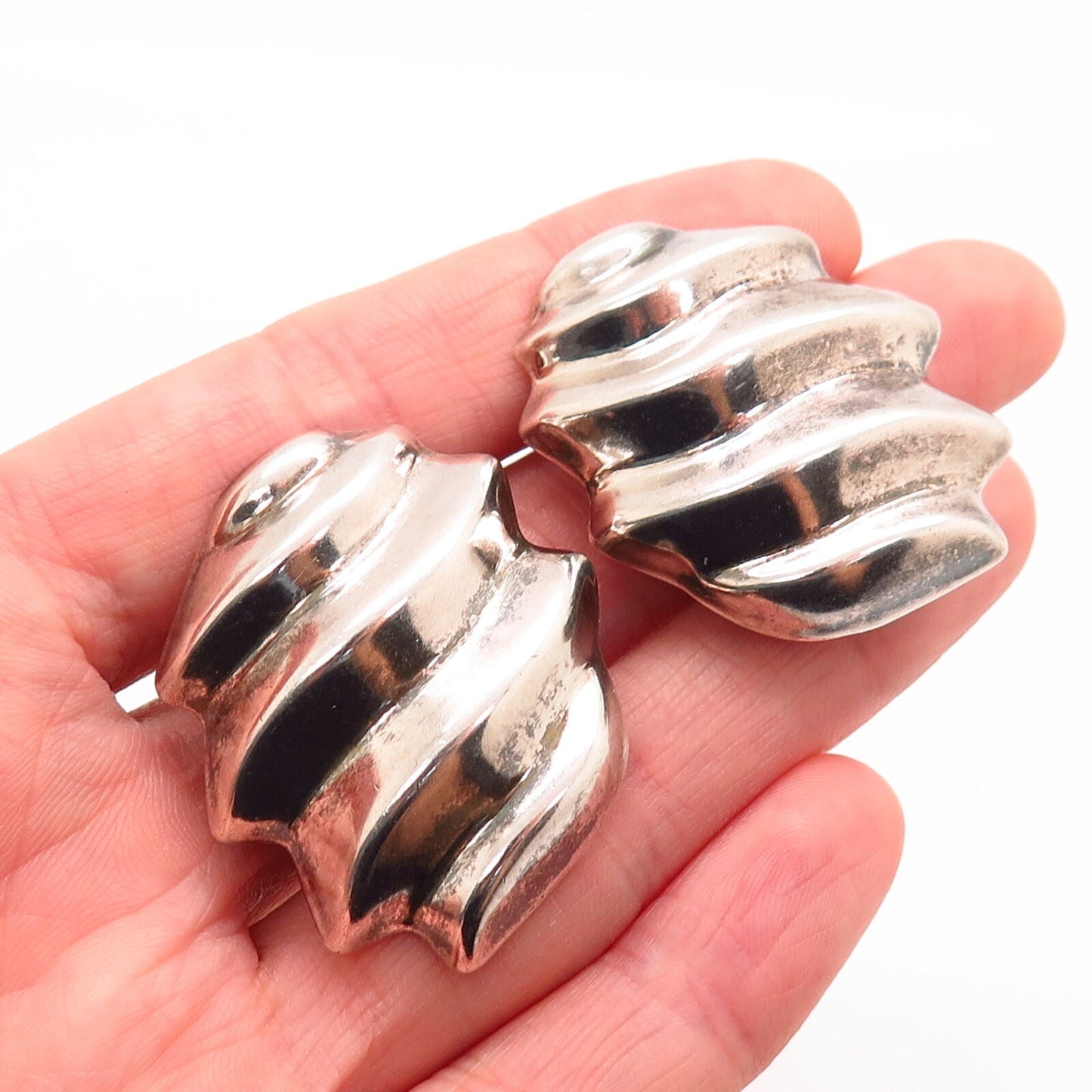 925 Sterling Silver Vintage Mexico Ribbed Design Hollow Clip On Earrings