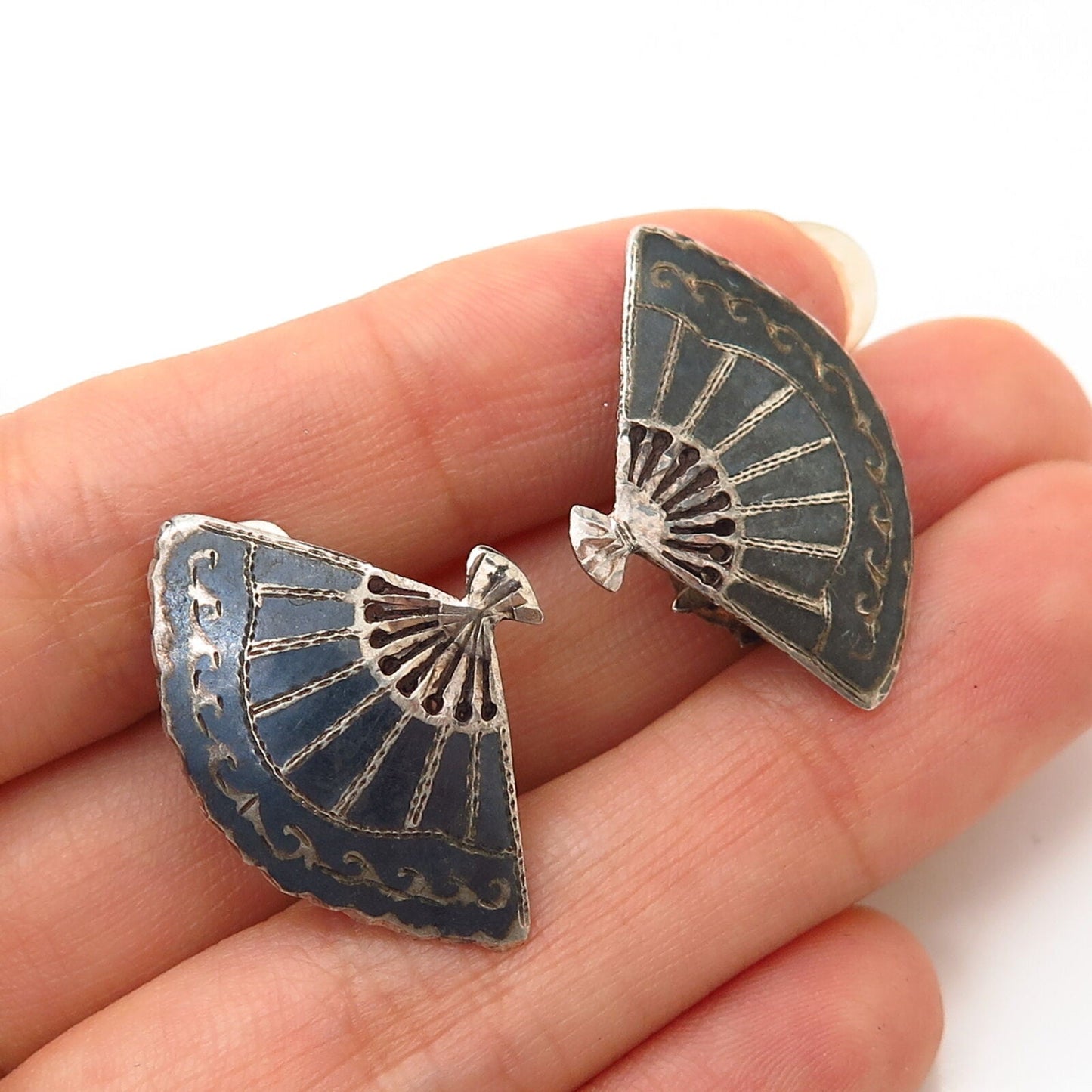 925 Sterling Silver Vintage Siam Niello Fan Design Clip On Earrings