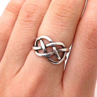 925 Sterling Silver Celtic / Viking Knot Design Ring Size 5.5