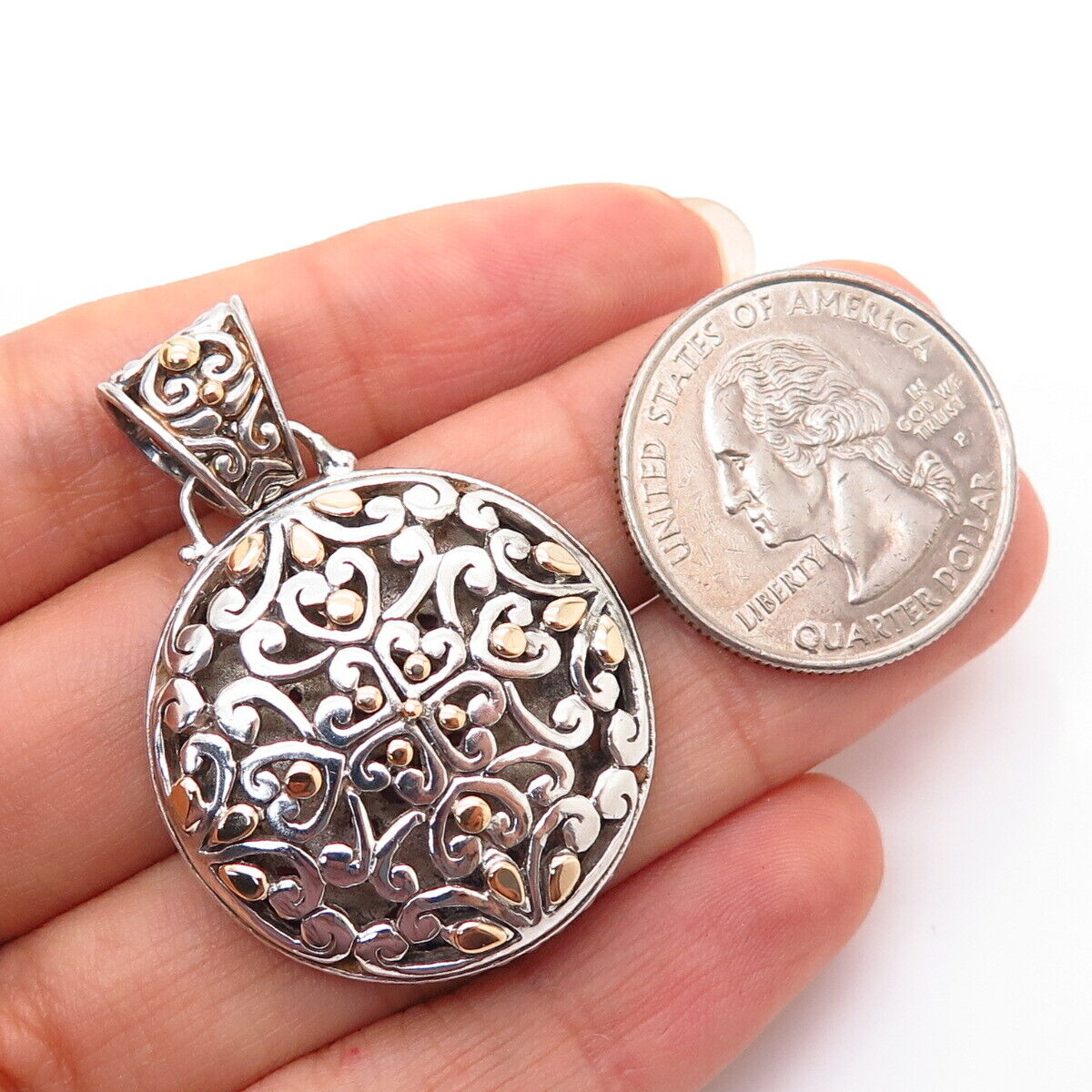 925 Sterling Silver / 18K Swirl Ornate Design Round Pendant