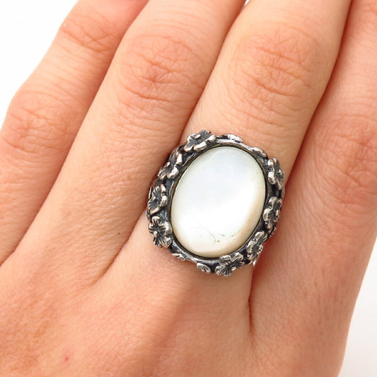 925 Sterling Silver Real Mother-Of-Pearl Floral Design Ring Size 5 3/4