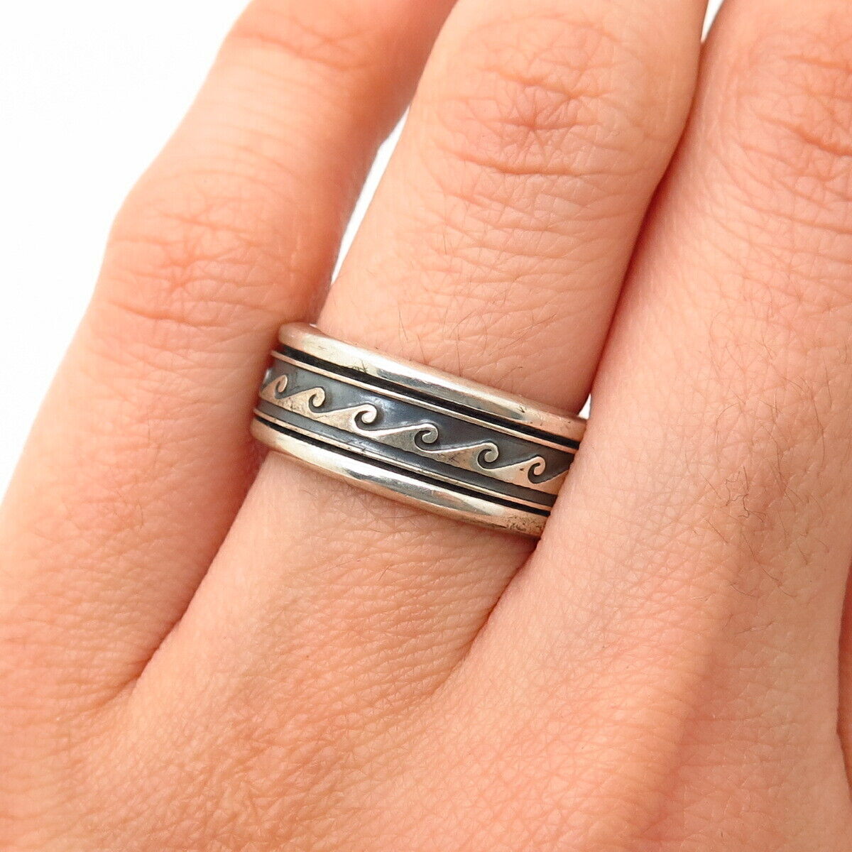 925 Sterling Silver Tribal Water Pattern Rotating Band Ring Size 6