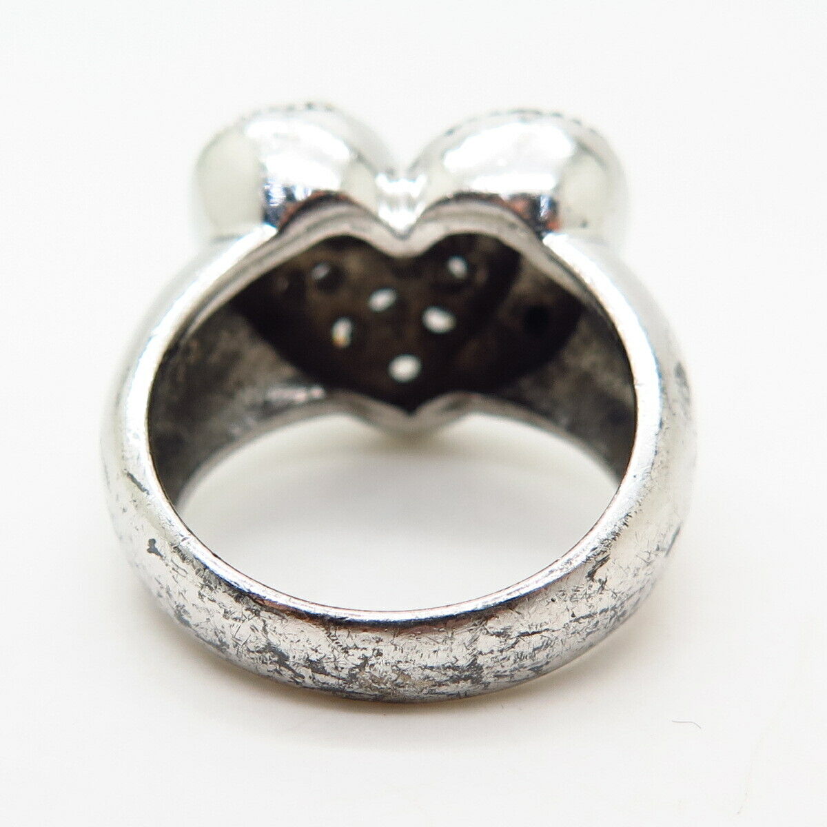 925 Sterling Silver White & Black C Z Heart Design Ring Size 6