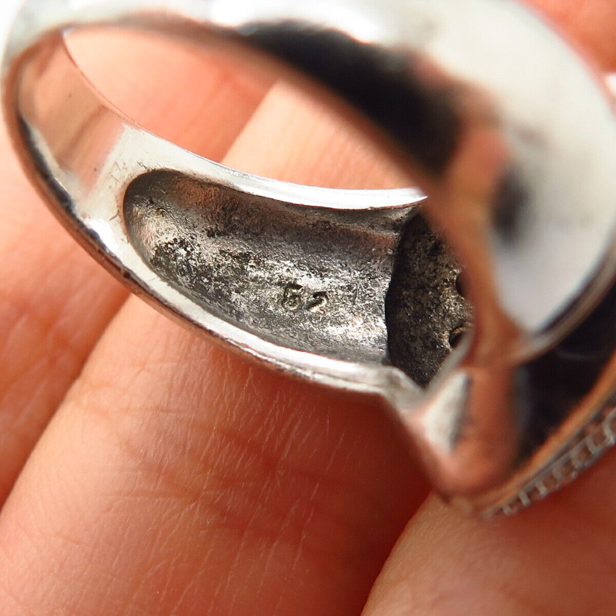 925 Sterling Silver White & Black C Z Heart Design Ring Size 6