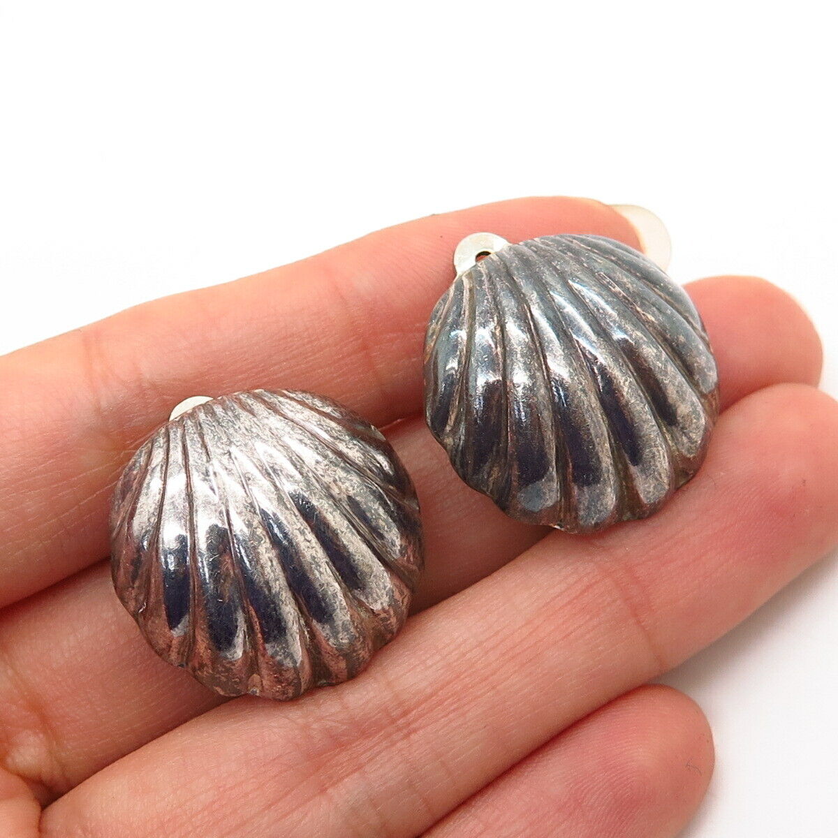 925 Sterling Silver Shell Design Hollow Clip On Earrings