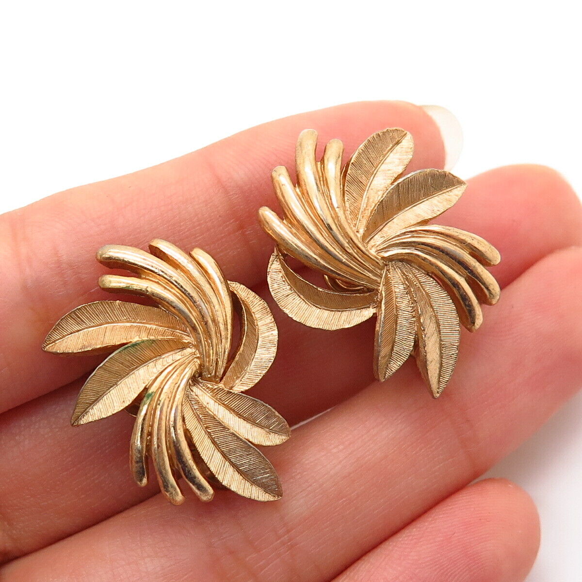 Gold-Tone Vintage Trifari Sheaf Design Clip On Earrings