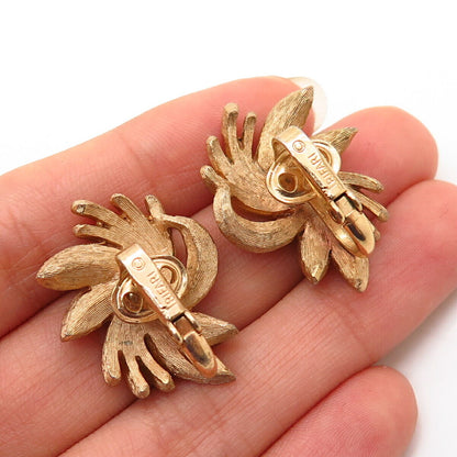 Gold-Tone Vintage Trifari Sheaf Design Clip On Earrings