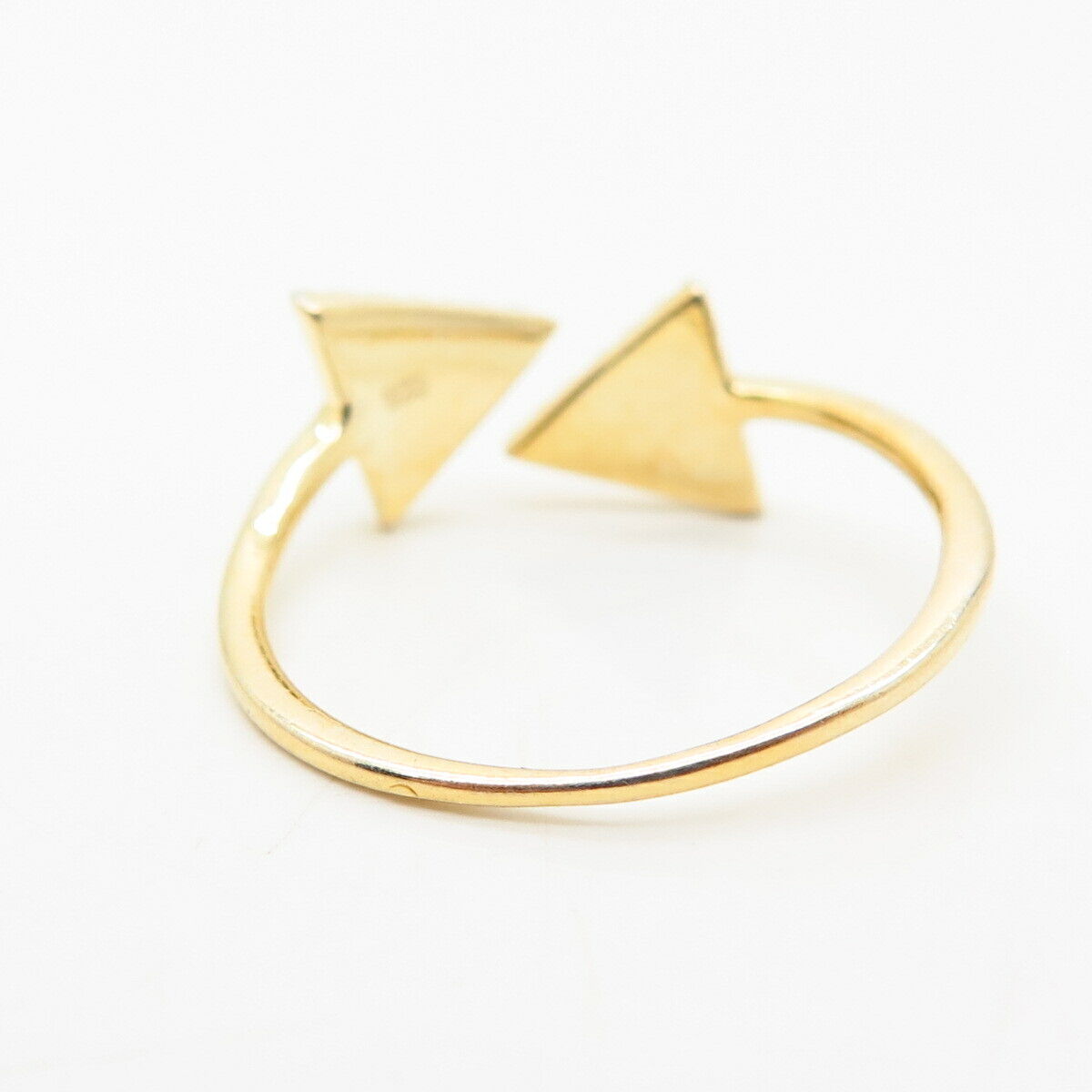 925 Sterling Silver Gold Plated C Z Arrowhead Design Bypass Ring Size 7 1/4