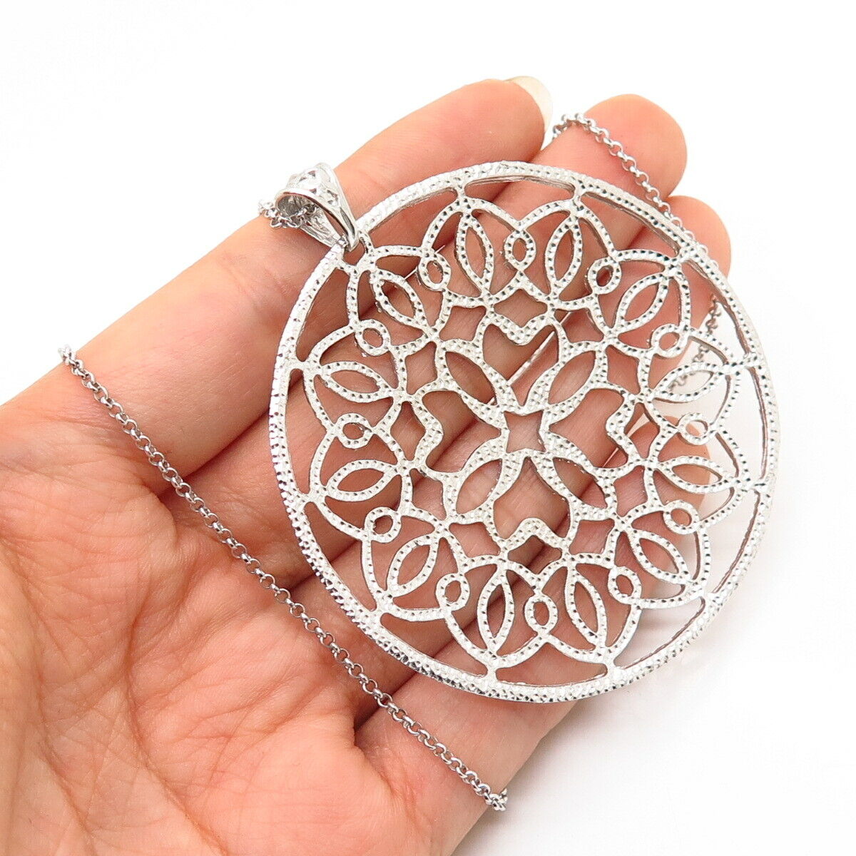 925 Sterling Silver Italy Cutout Ornate Round Pendant Rolo Chain Necklace 16"