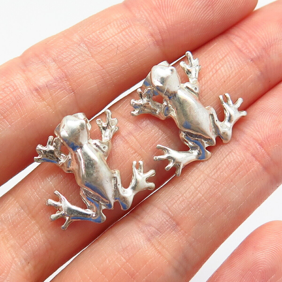 925 Sterling Silver Frog For Good Luck Design Earrings