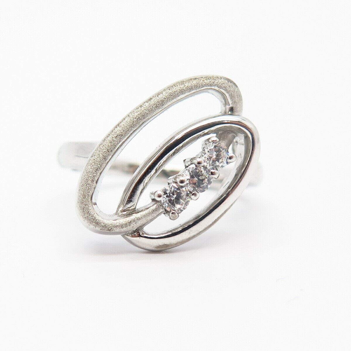 925 Sterling Silver C Z Swirl Design Ring