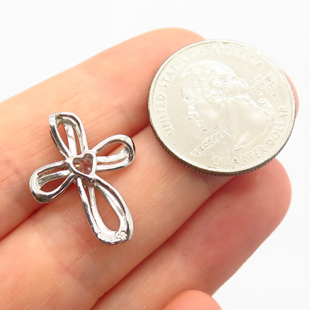 925 Sterling Silver C Z Cross Pendant