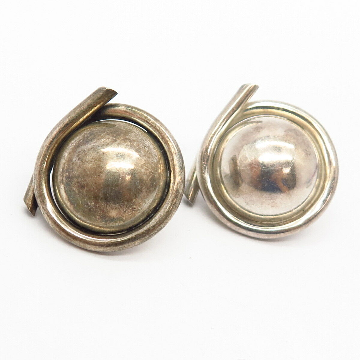 925 Sterling Silver Vintage Mexico Domed Design Earrings