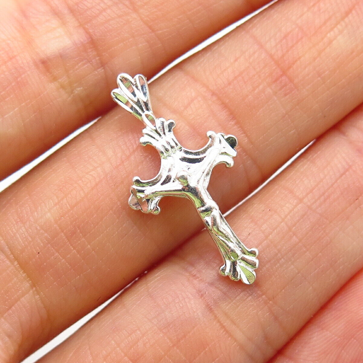 925 Sterling Silver Religious Crucifix Cross Pendant