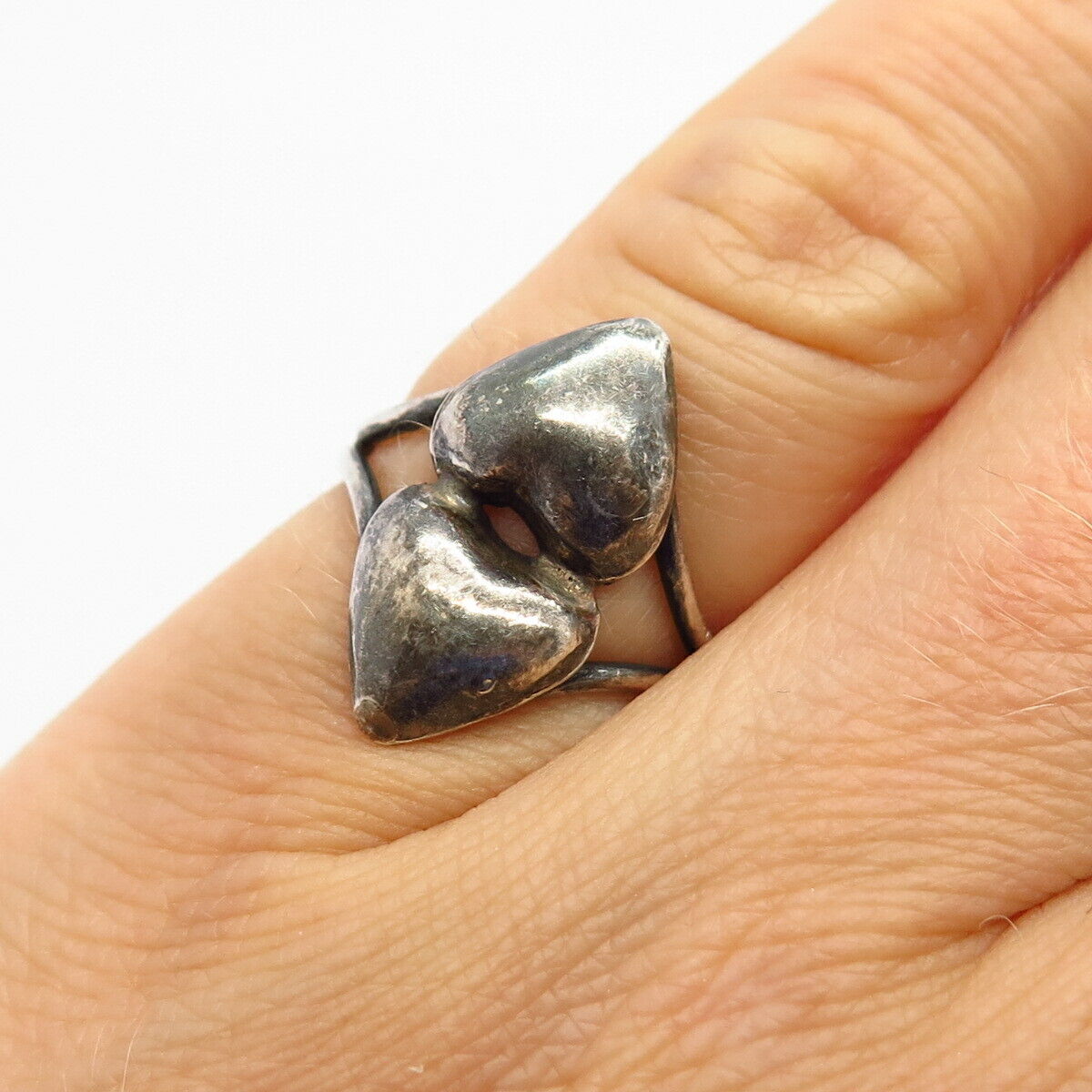 925 Sterling Silver Double Heart Design Ring Size 5