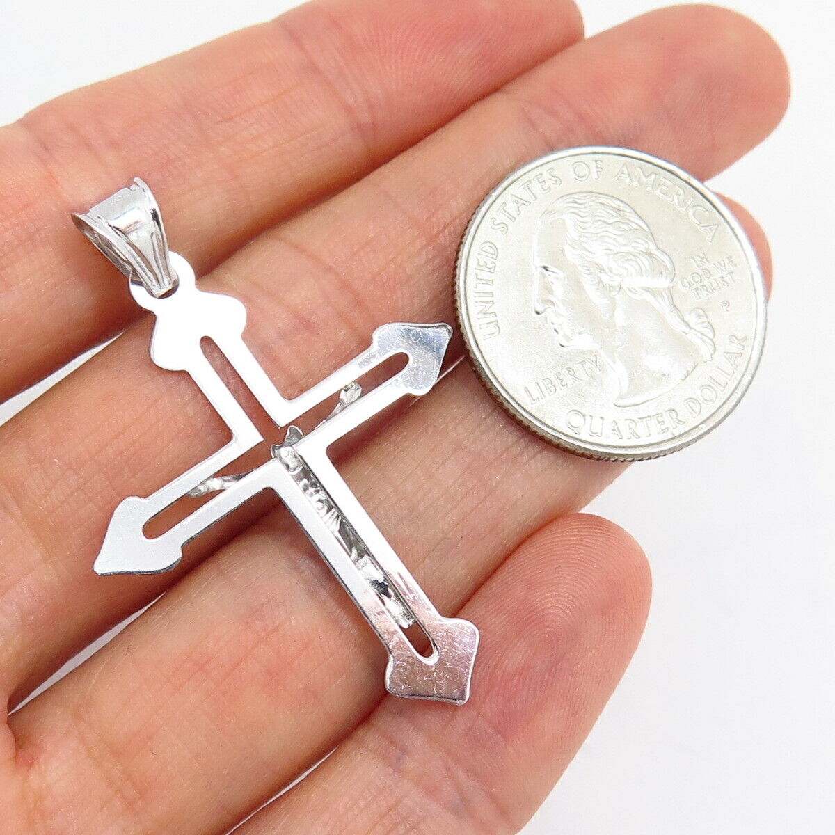 925 Sterling Silver Cutout Crucifix Cross Pendant