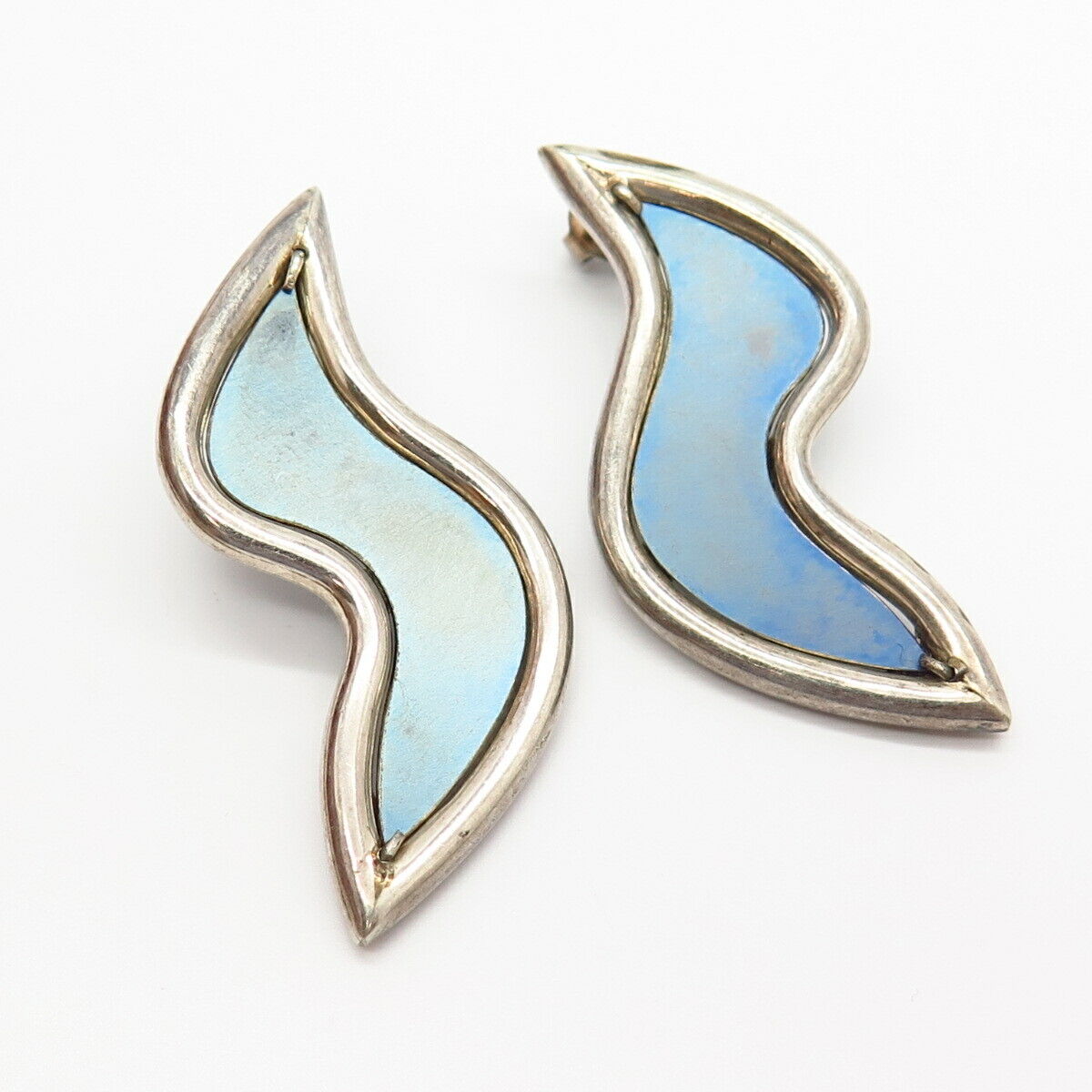 925 Sterling Silver Curved Design Earrings