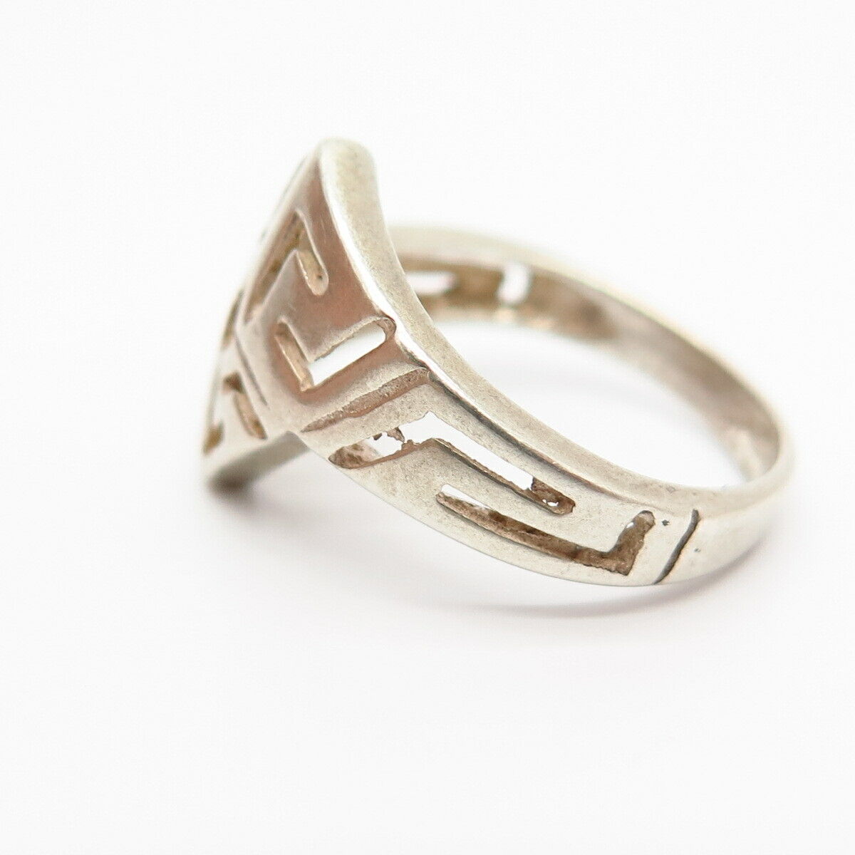 925 Sterling Silver Tribal Design Bypass Ring Size 7 1/4